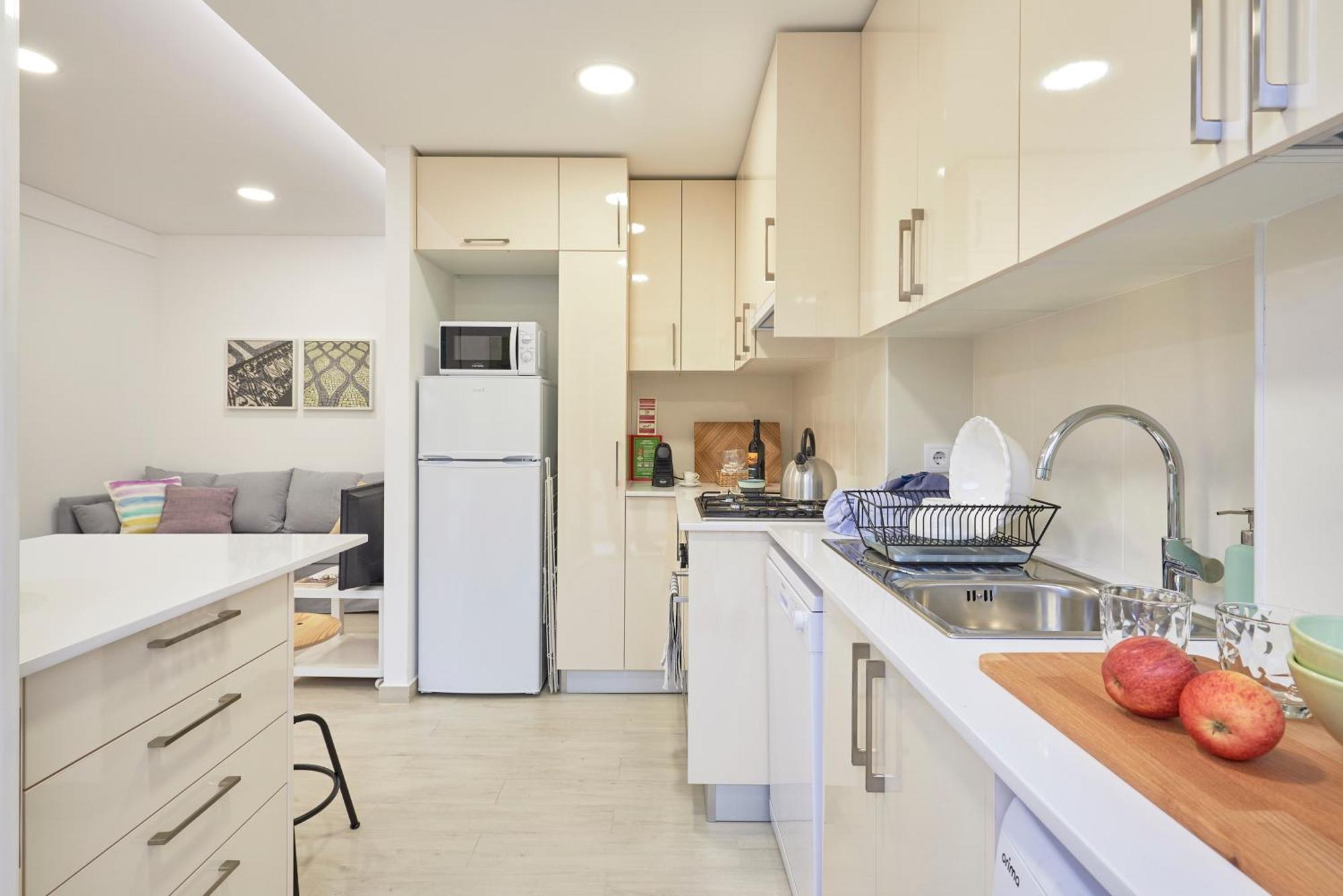 Light Apartment With Amazing Balcony, By Timecooler ลิสบอน ภายนอก รูปภาพ