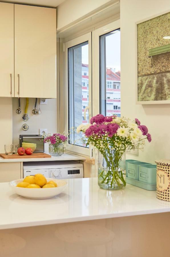 Light Apartment With Amazing Balcony, By Timecooler ลิสบอน ภายนอก รูปภาพ